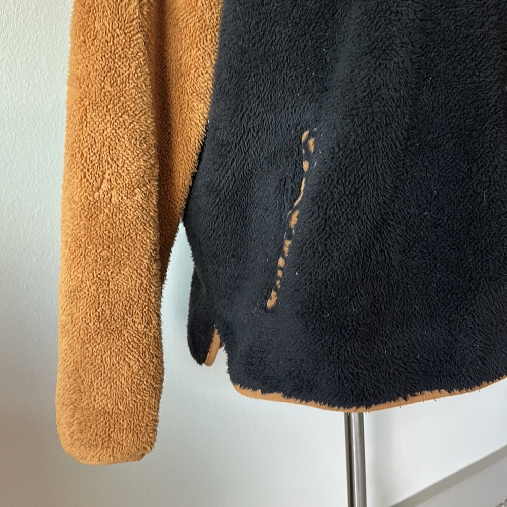Quarter zip pullover - Picture 3 of 5